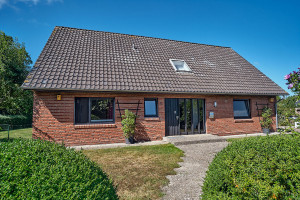 Bild Ferienhaus "Nordströnj", Urlaub mit Hund, Zaun, - 8 P., Kamin, Nordsee